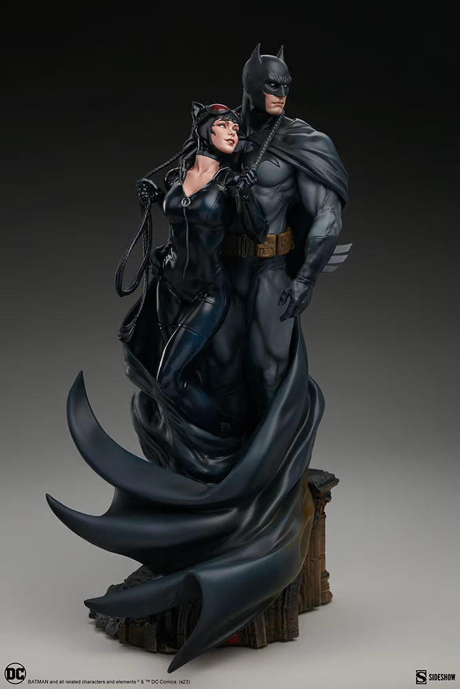 batman-and-catwoman_dc-comics_gallery_62698cb54b82c