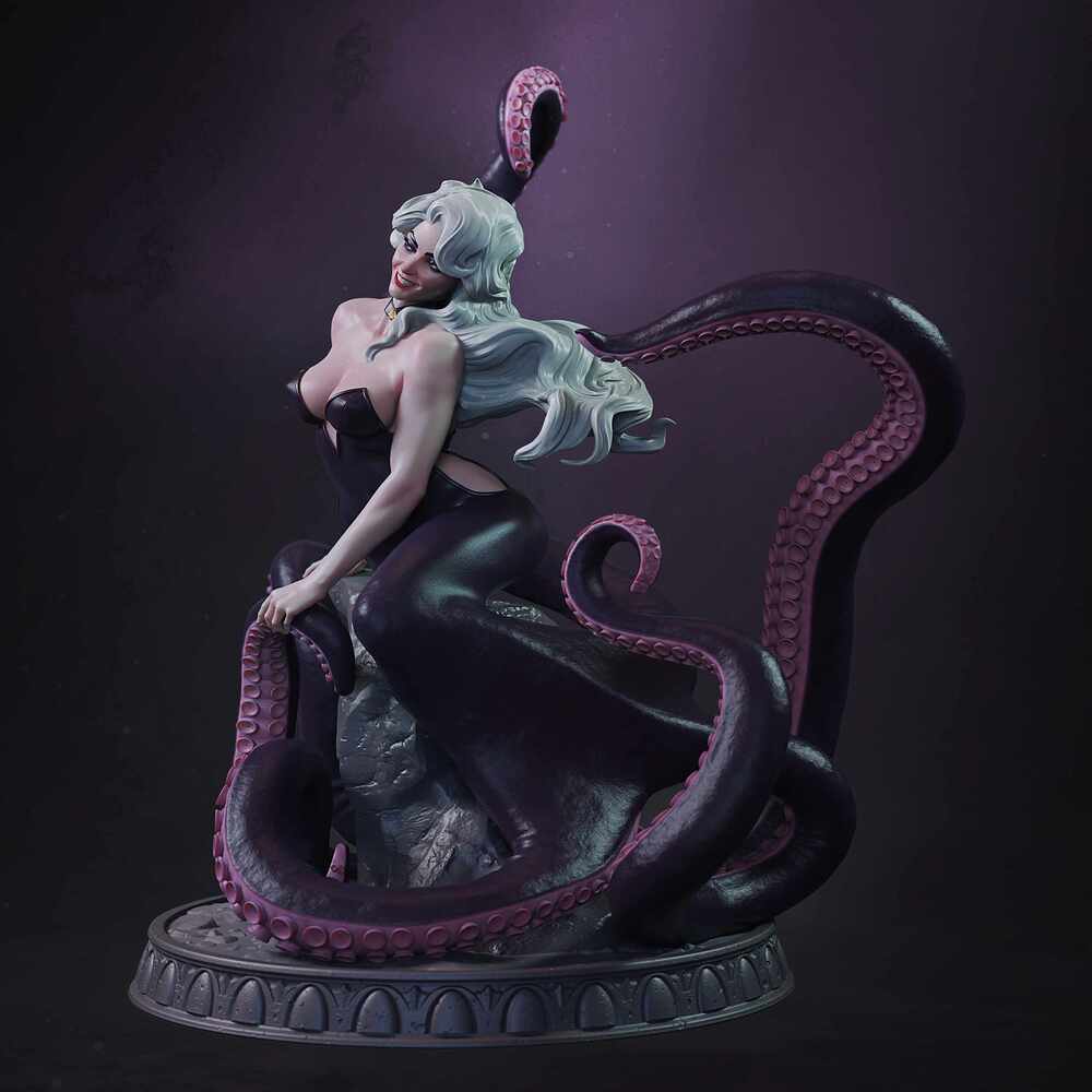 Ursula_Side