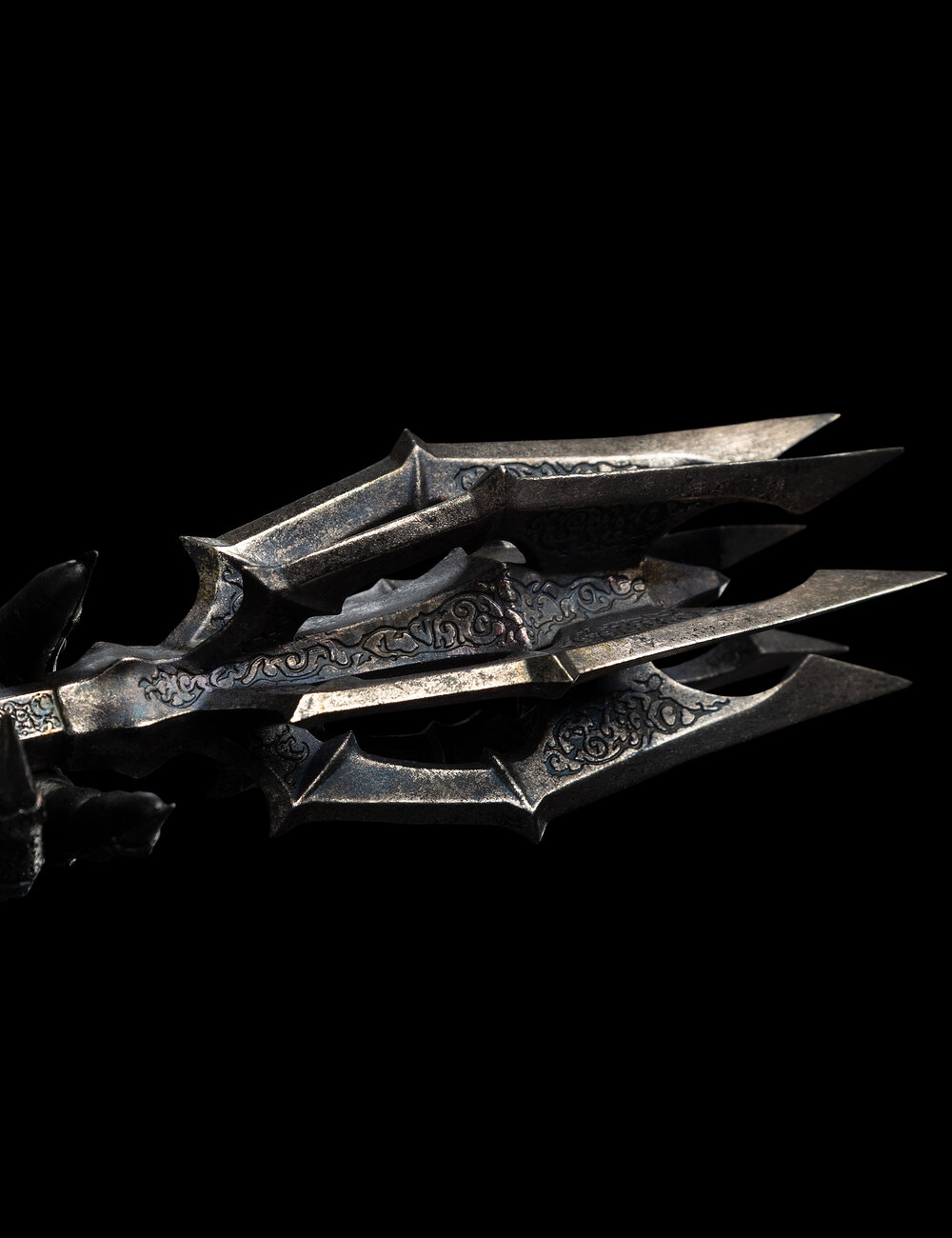 86-01-03271_LOTR_Sauron_012