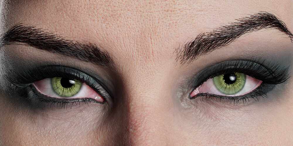EyesCloseup