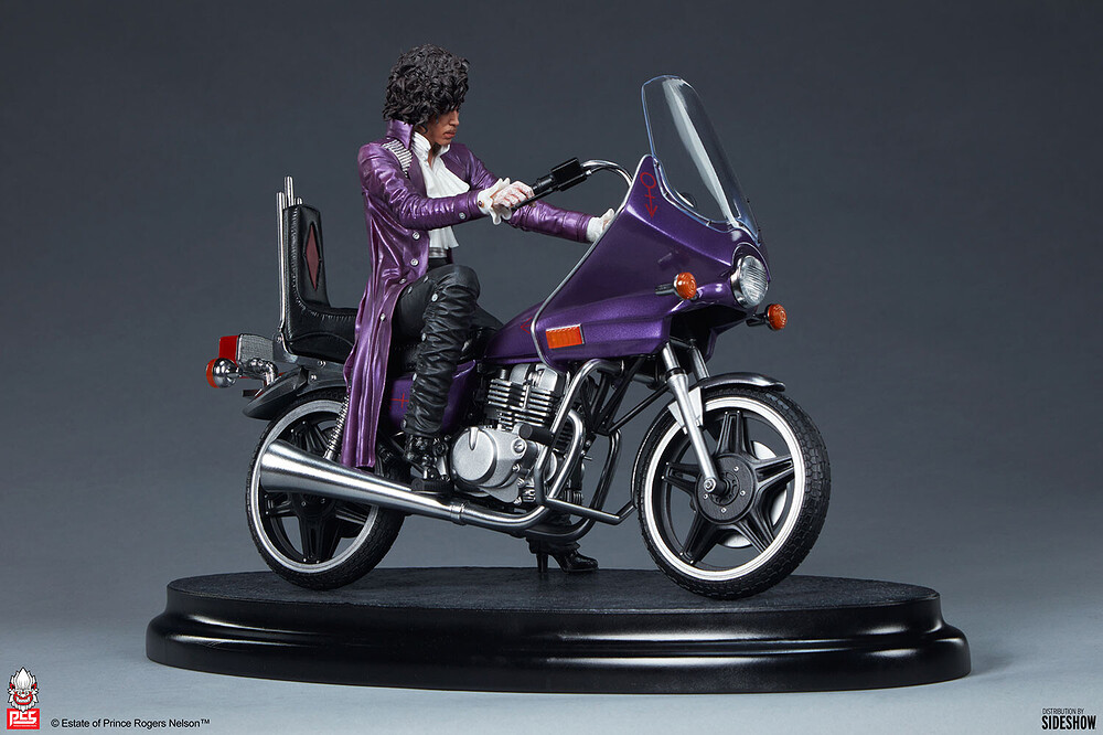 julio-cesar-benavides-macias-prince-statue-gallery-6178a41c53a6e