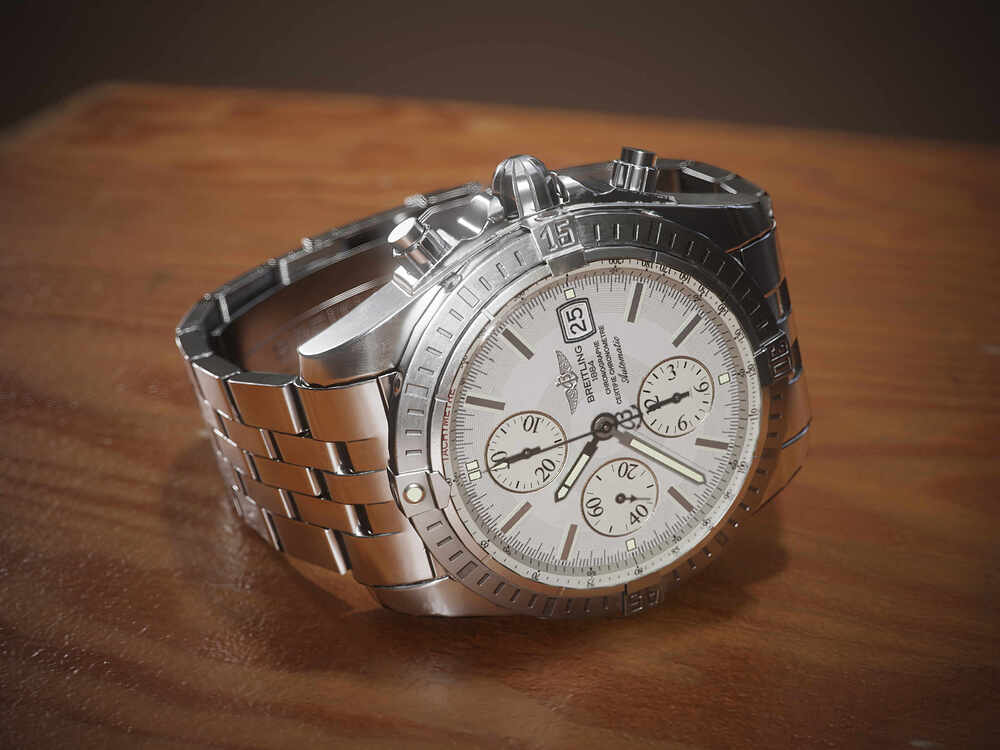 Watch01