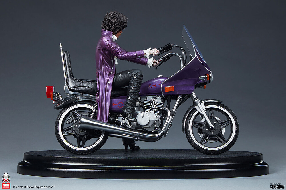 julio-cesar-benavides-macias-prince-statue-gallery-6178a41bf265e