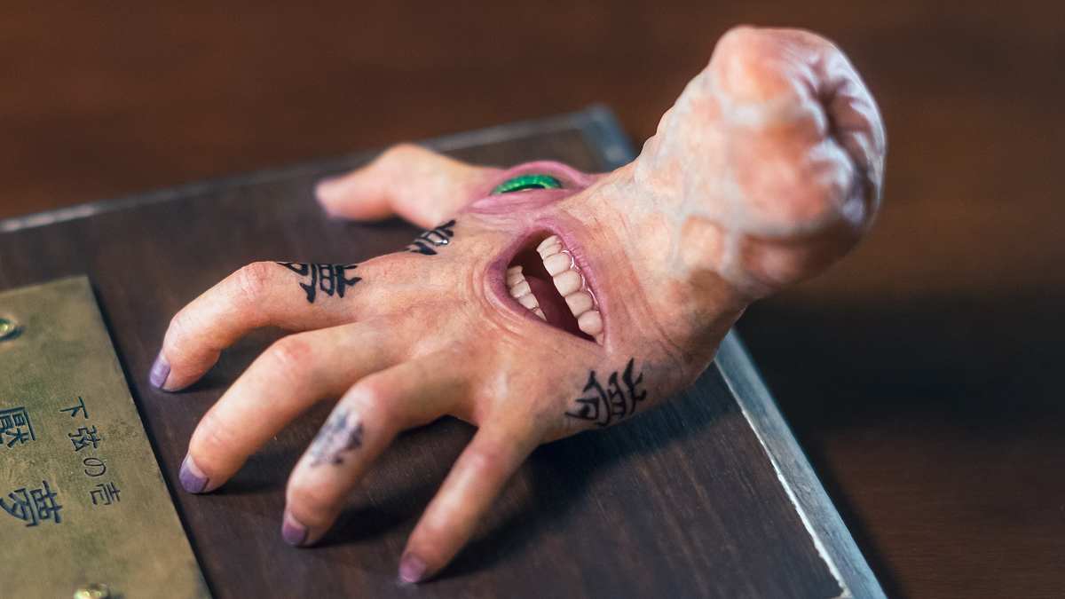 enmu_hand_fin04