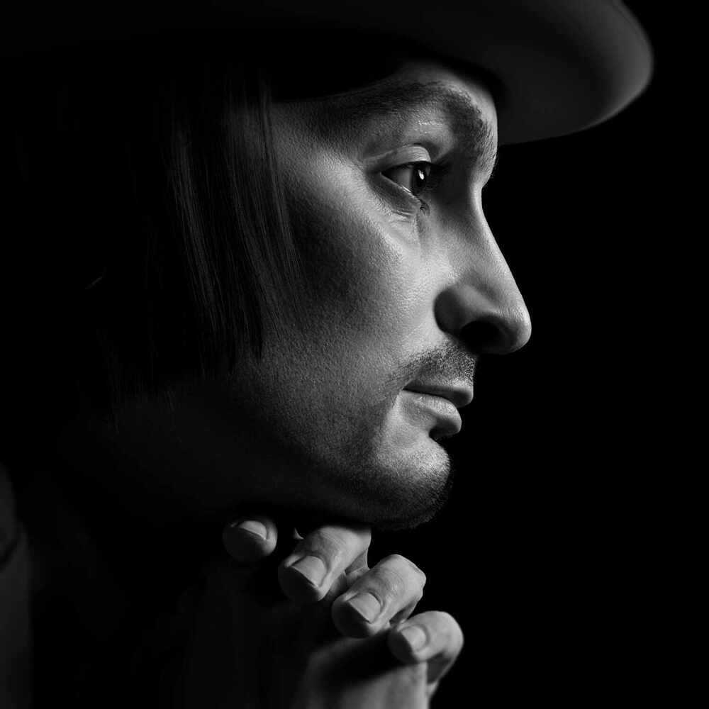 Profile_B&W