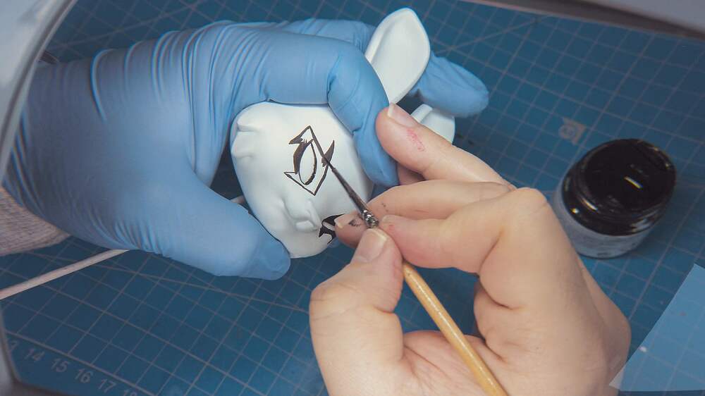 sneak-bunny-paint