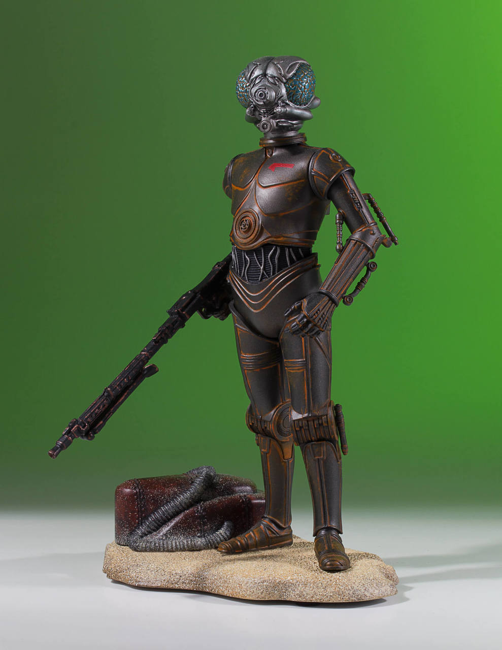 4-LOM-Collectors-Gallery-Statue-3__47718.1523479953.jpg