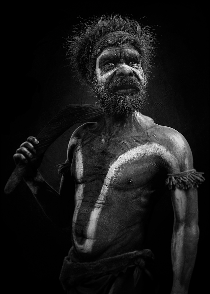 The_Australian_black&white.jpg