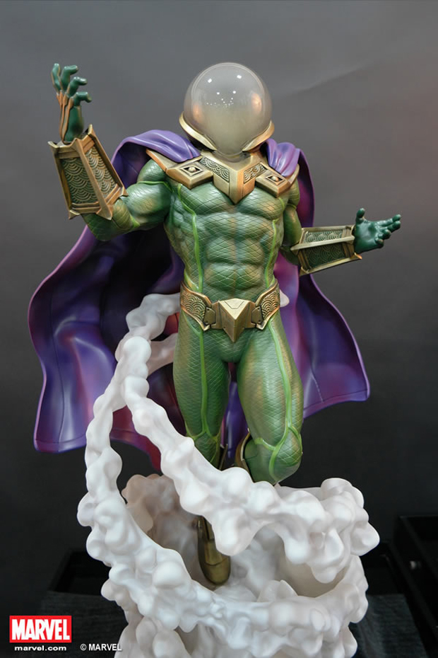 xm_studios_mysterio_statue_1.jpg