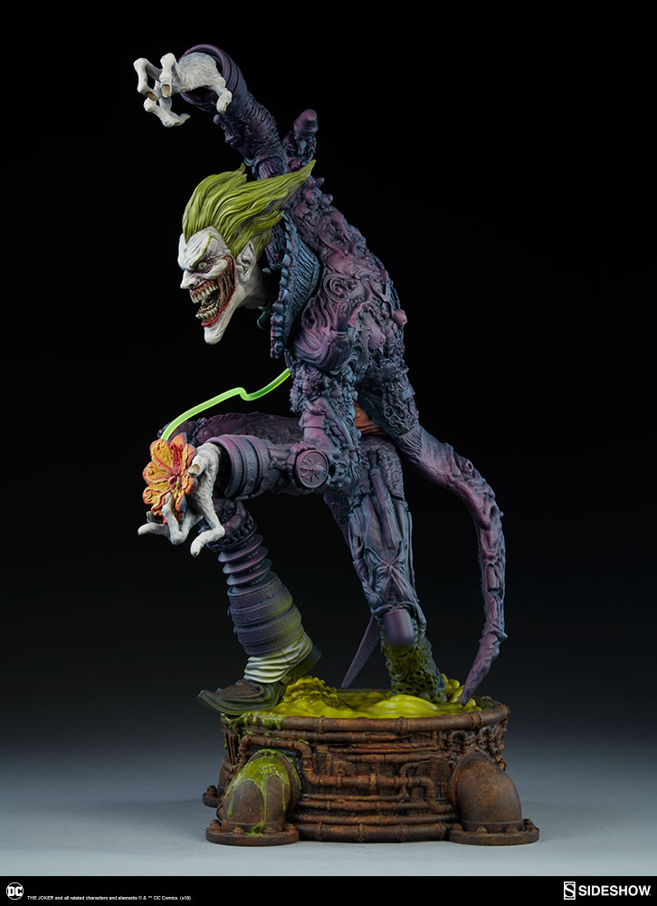 dc-comics-the-joker-statue-sideshow-200425-05.jpg