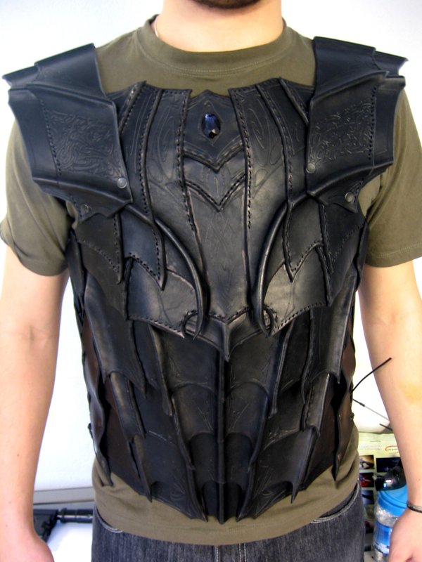 Drow_armor_Lorica_by_Sharpener.jpg
