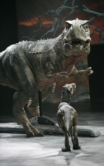 t-rex_walking_with_dinosaurs.jpg