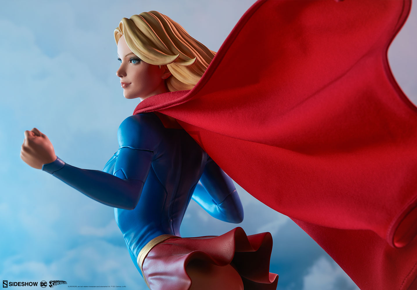 dc-comics-supergirl-premium-format-figure-sideshow-300670-23.jpg