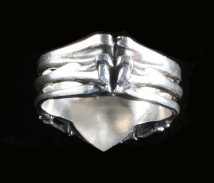 roi-claddagh-bottom
