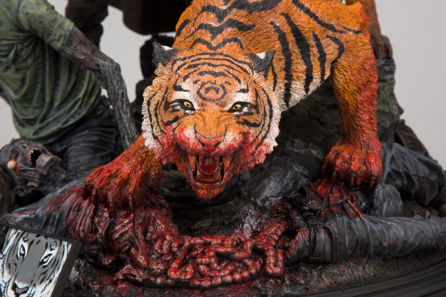 Bonus_EZEKIEL_SHIVA_McFarlane-Statue-1.jpg