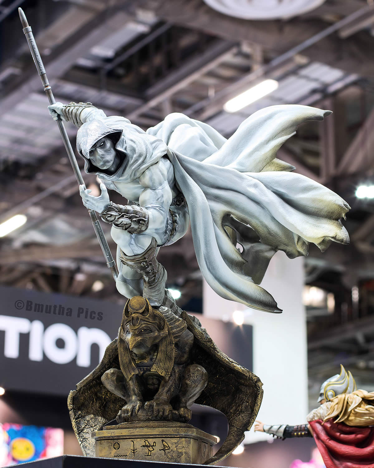MOONKNIGHT_01.jpg