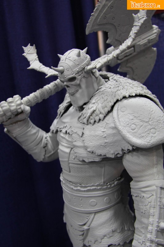 hollywood-collectibles-sdcc13-5-533x800.jpg