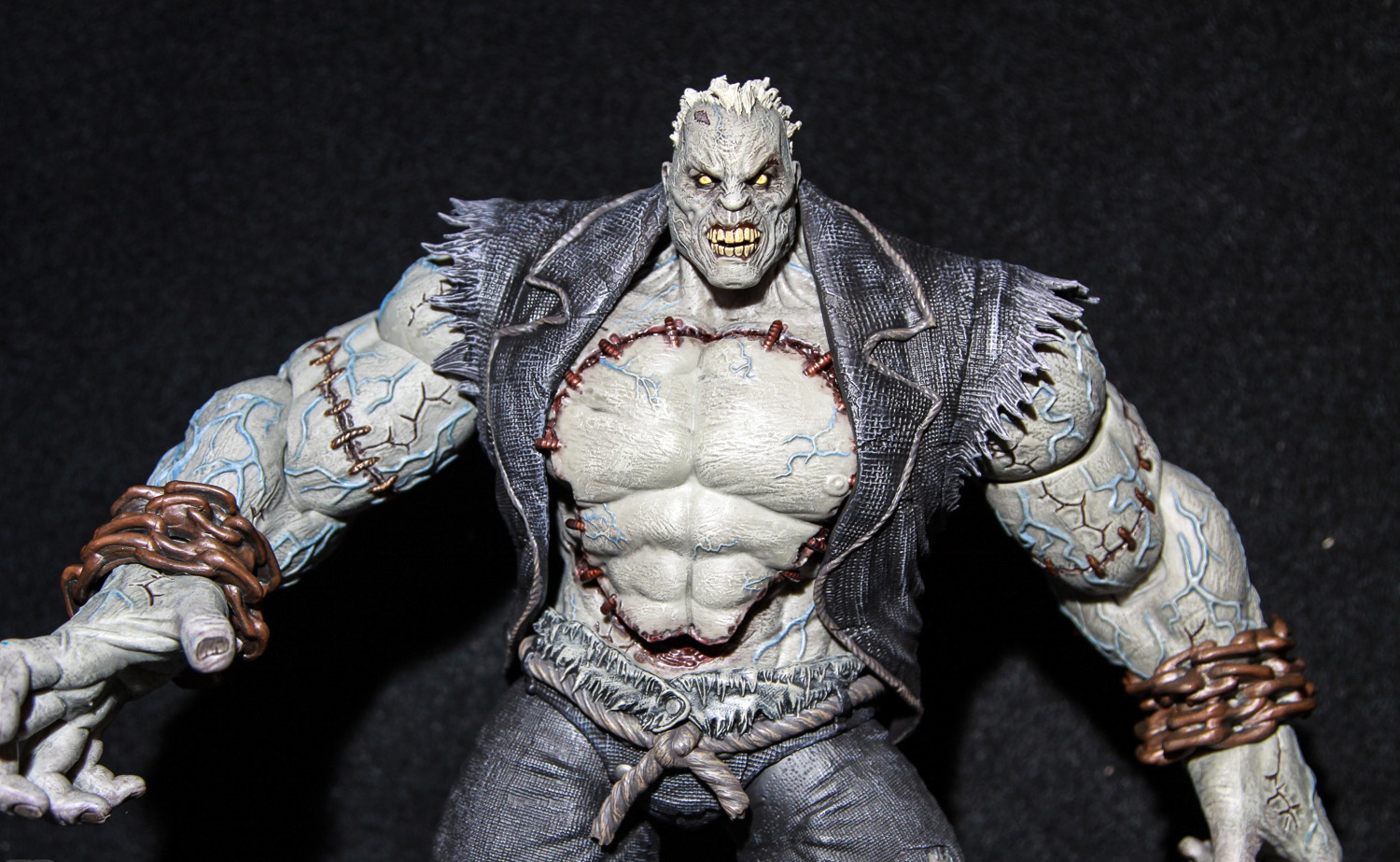 DC_COLLECTIBLES_52_SOLOMON_GRUNDY_03.jpg