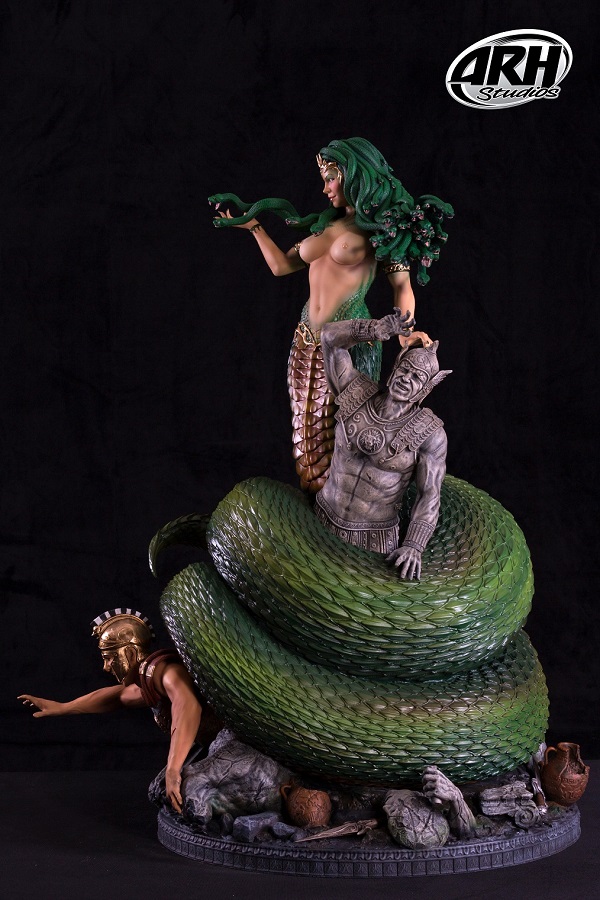 Medusa-Victorious-8s.jpg