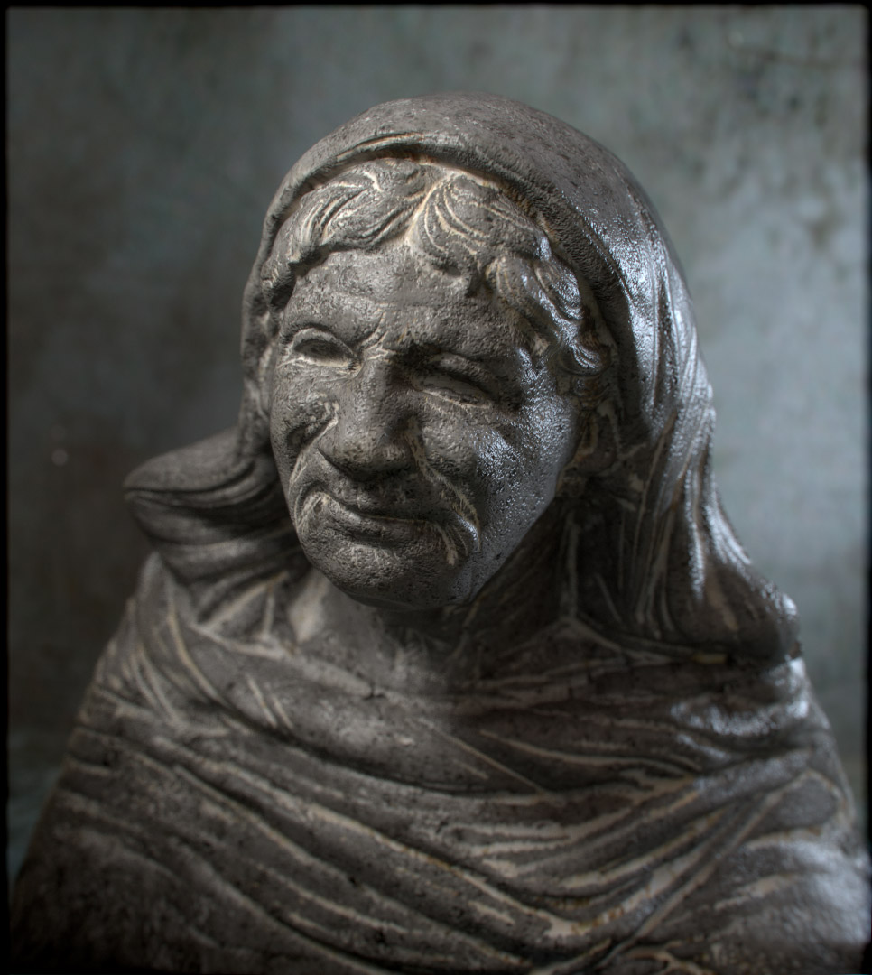 oldladyroman.jpg
