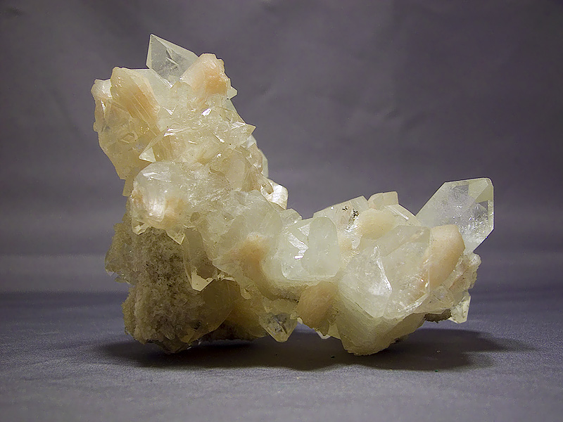 apophylite_and_stilbite.jpg