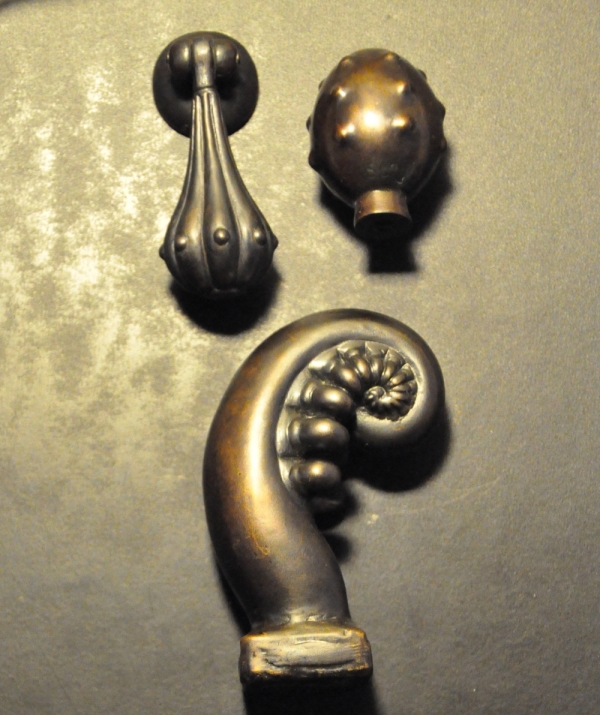 Bronze Drawer Pulls_02.JPG