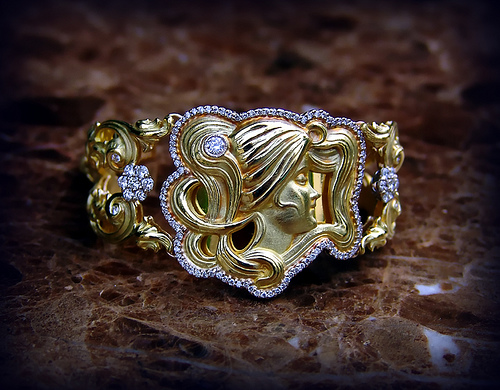 art nouveau bracelet.jpg