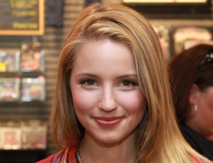 dianna_agron1-425x325.jpg