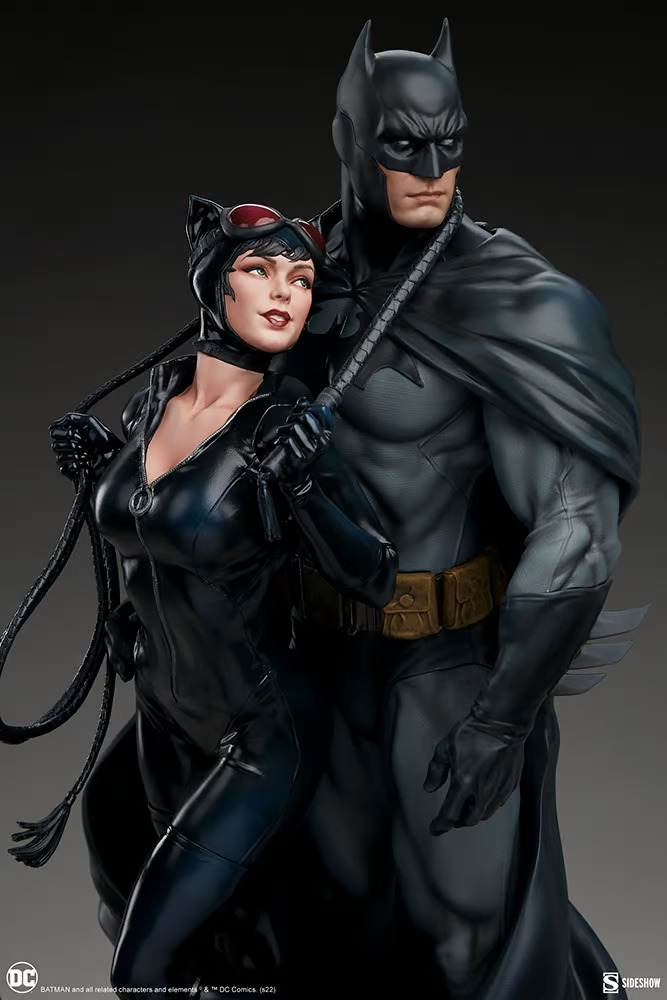 batman-and-catwoman_dc-comics_gallery_62698cb60e2bb