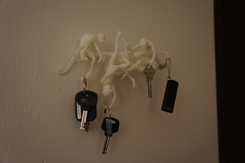 monkeys_05low.JPG