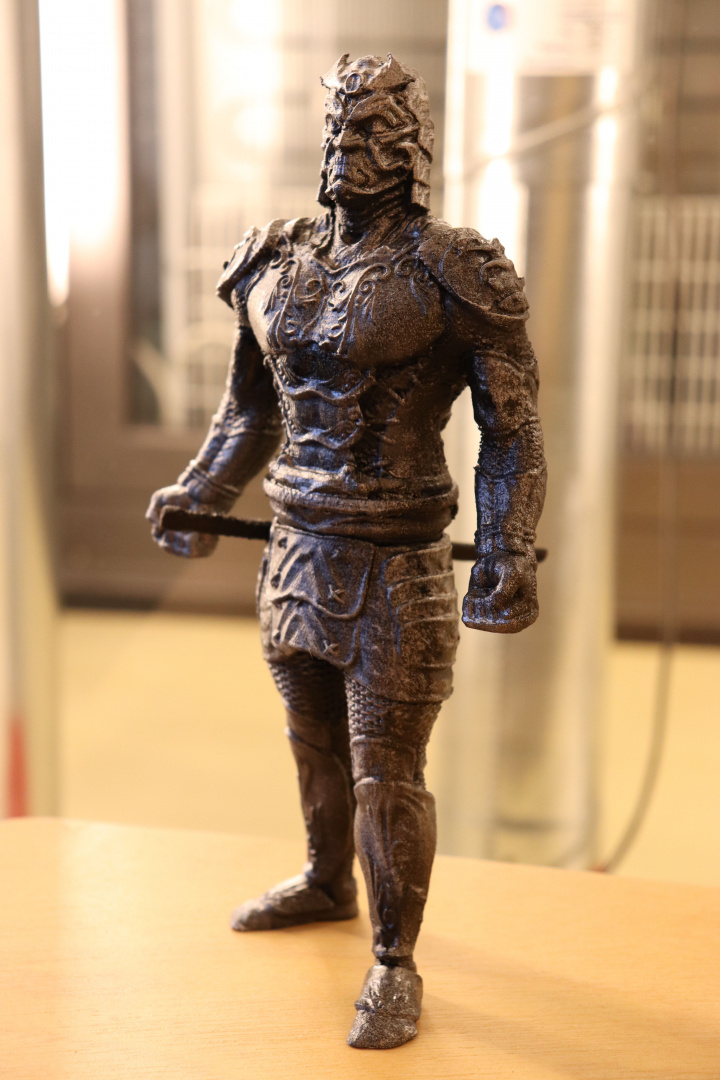 resize-samurai-3d-printing-full-sized-figure-1%20(2)