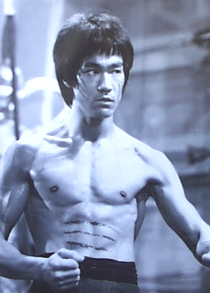 Bruce Lee.gif