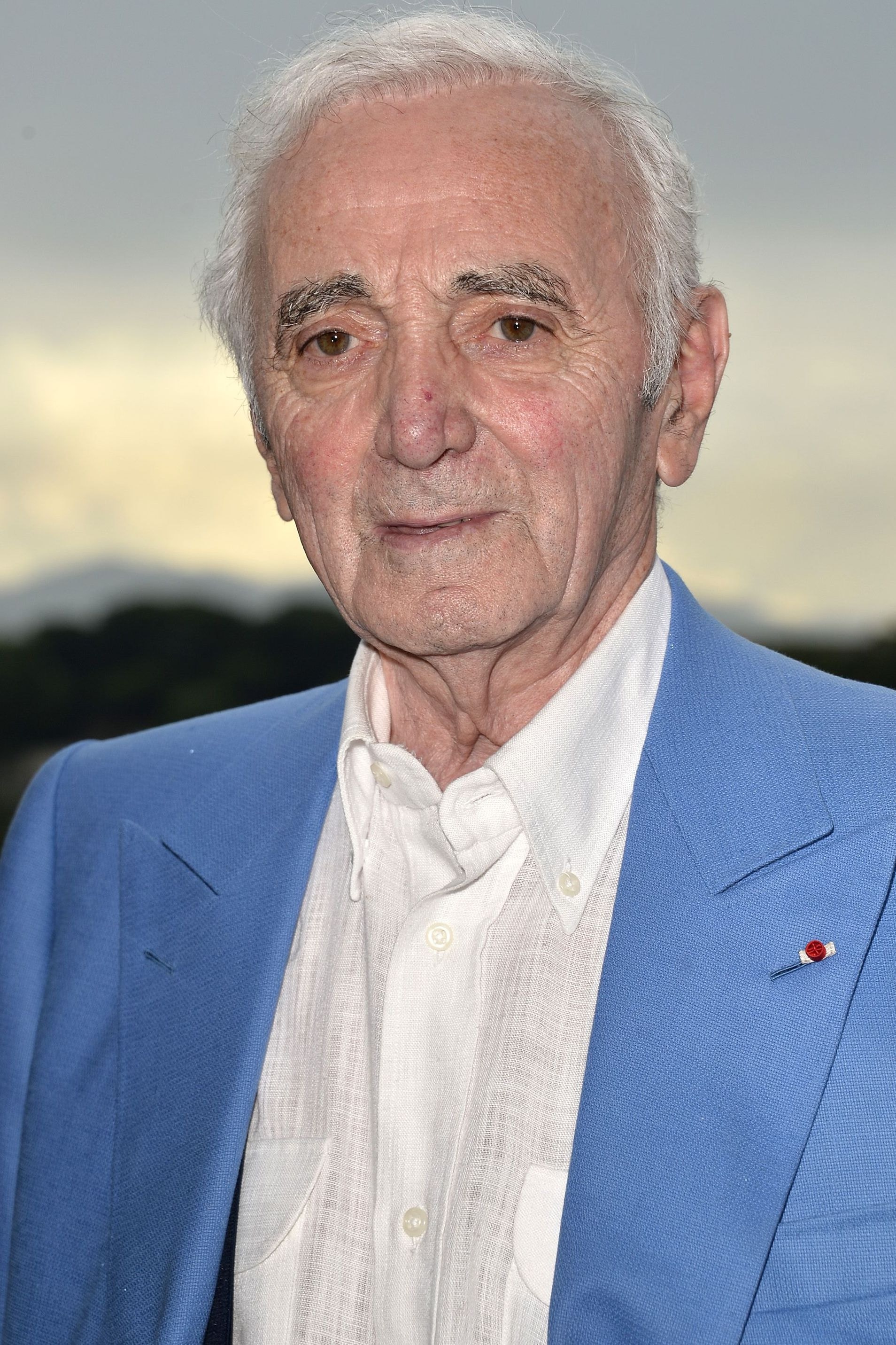 10090747-charles-aznavour-pas-pret-a-mourir