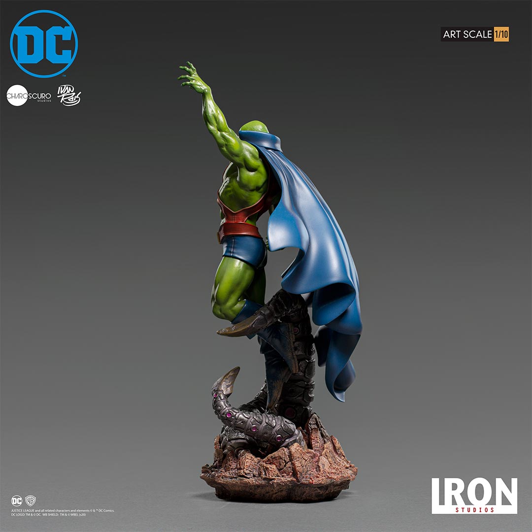 Iron-Studios-Martian-Manhunter-008