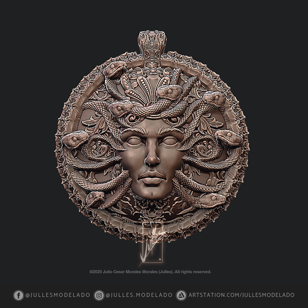 Pendant_Head_of_Medusa_IG02