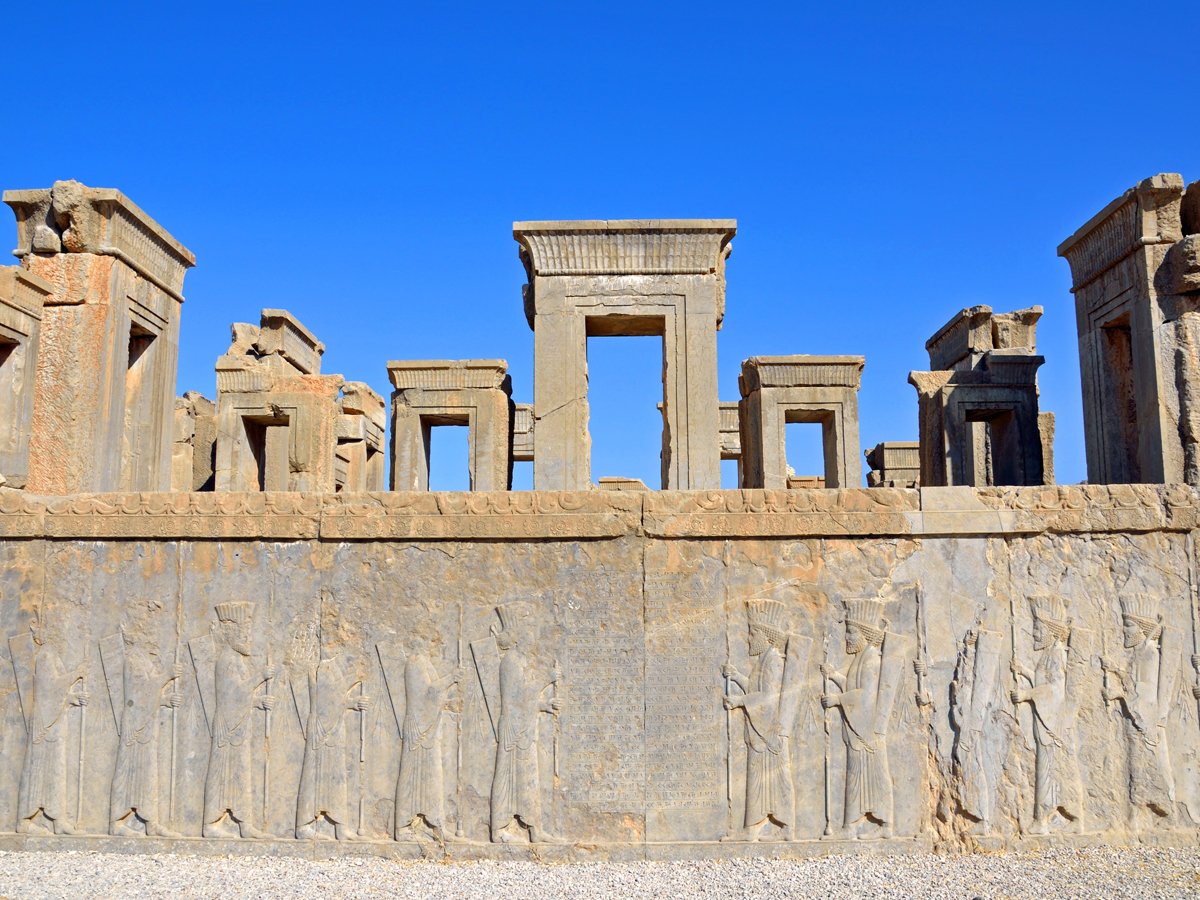 persepolis-was-the-capital-of-the-achaemenid-empire-dating-back-to-around-515-bc-the-ancient-cit.jpg