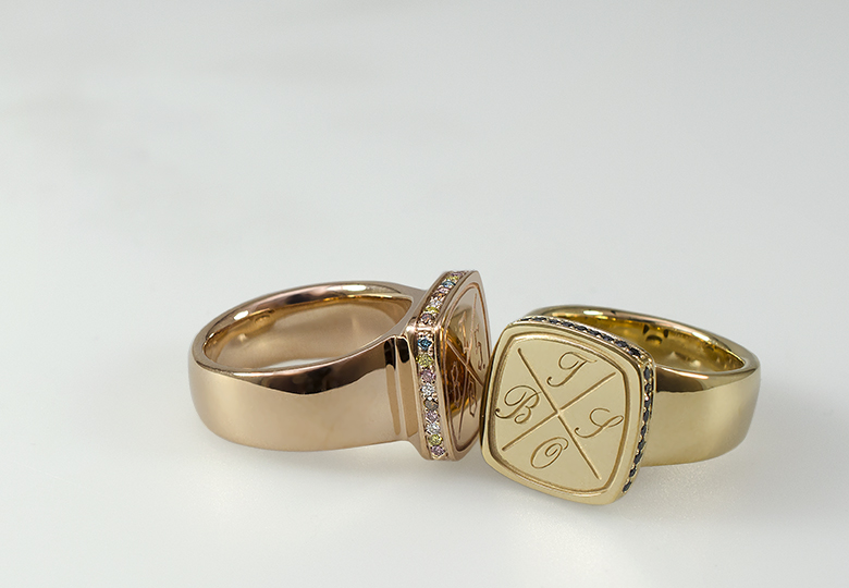2 X SIGNET SQ Background Web.jpg