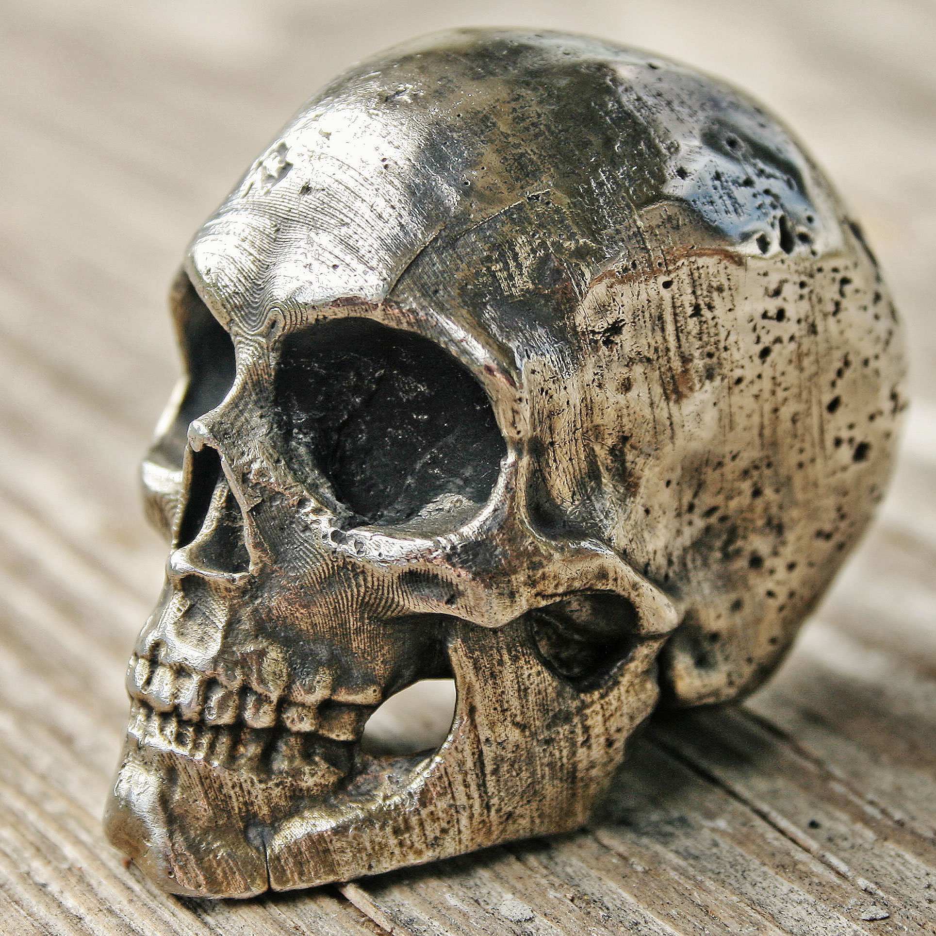 SkullPewter.jpg