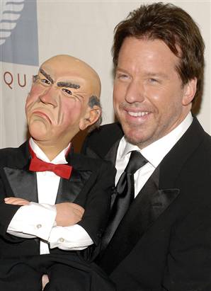 10573803-jeff-dunham.jpg
